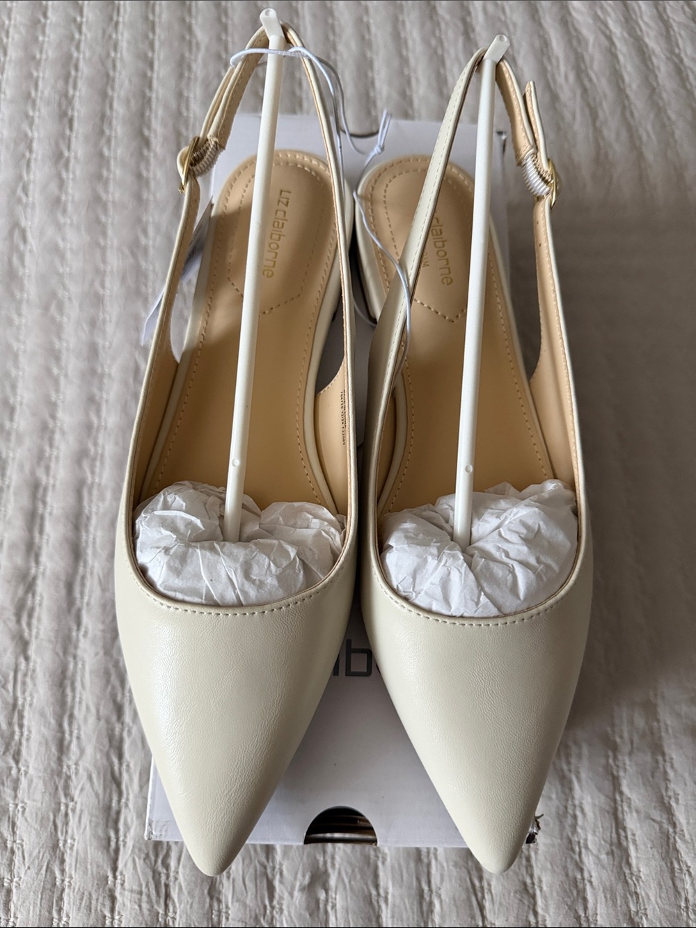 Liz Claiborne Cream Pointed Slingback Flats 7 ❤️
